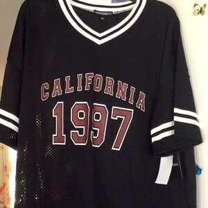 ✌🏼- Harper and Ivy women’s Jersey look sports shirt size XL.New!